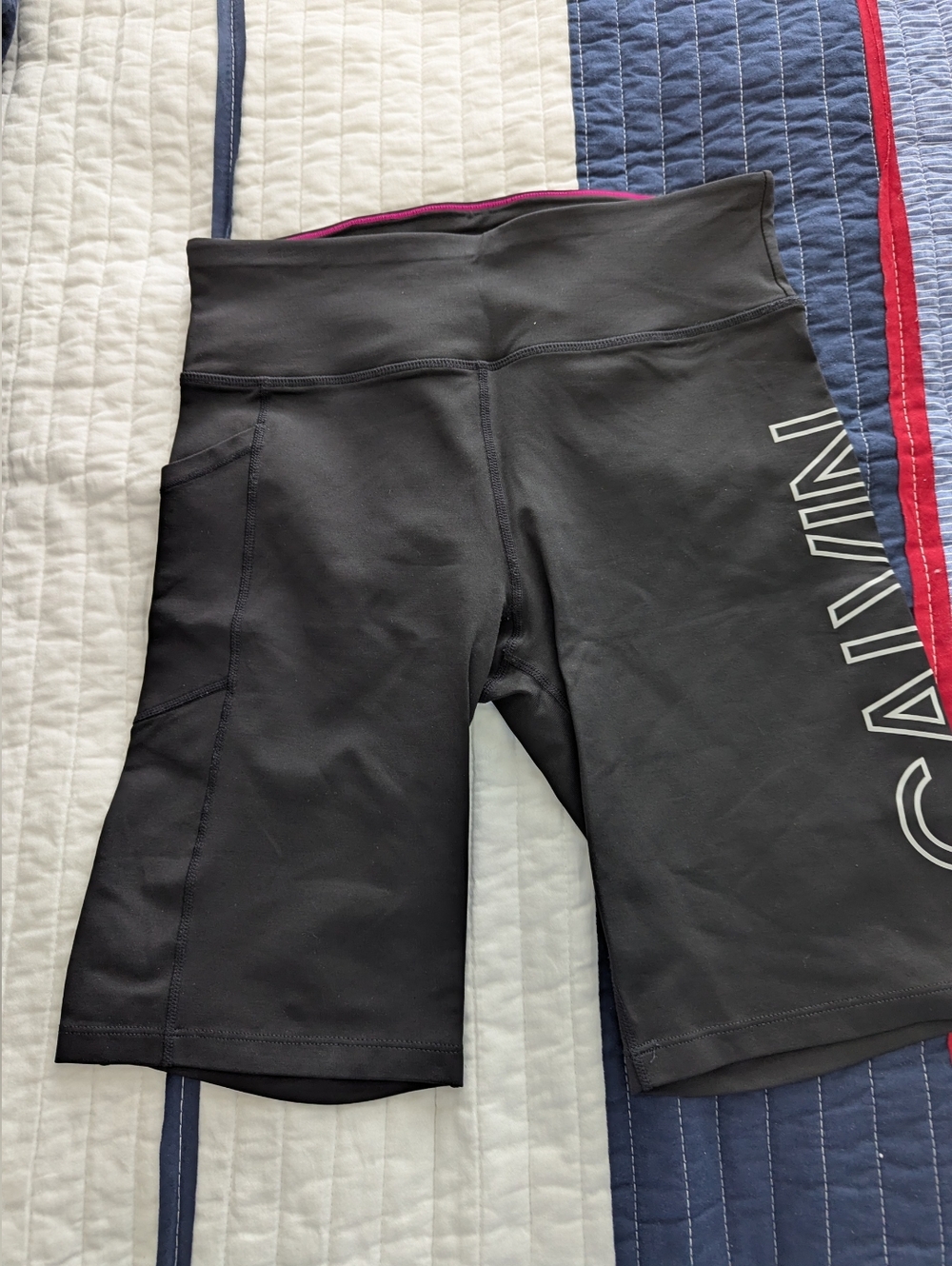 Ladies Calvin Klein Bike Shorts Size Medium